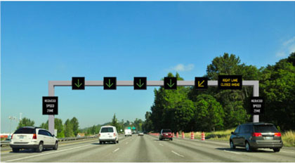 Figure 2-7. Visualization of UPA ATM Signs. A photograph showing a six-lane highway is shown in two variations. The top photo has simple arrow signs over the lanes.