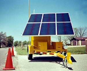 photo of a portable HAR, showing a rectangular sheet of solar panels mounted on a trailer