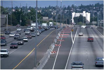figure 15 - photo - Photograph showing reversible express lanes on I-5 North in Seattle, WA