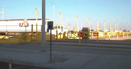 Photo of outbound toll booths at the World Trade Bridge.