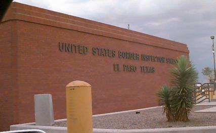 Photo of the U.S. Customs building at the Zaragoza Bridge, El Paso, Texas.