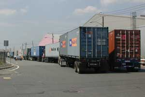 trucks lining up at Port of NY-NJ terminal
