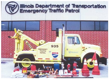 Photo of one of Chicago's service patrol trucks along with its equipment.