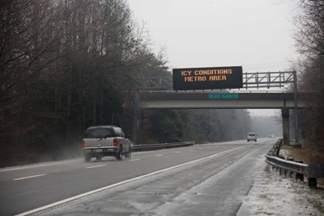Figure 4. Photo. Example of weather management. (Source: Virginia Department of Transportation)