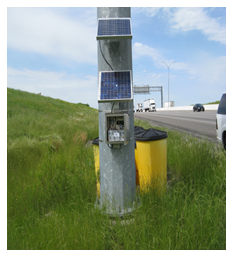 Pole mounted roadside Bluetooth reader powered by solar panels